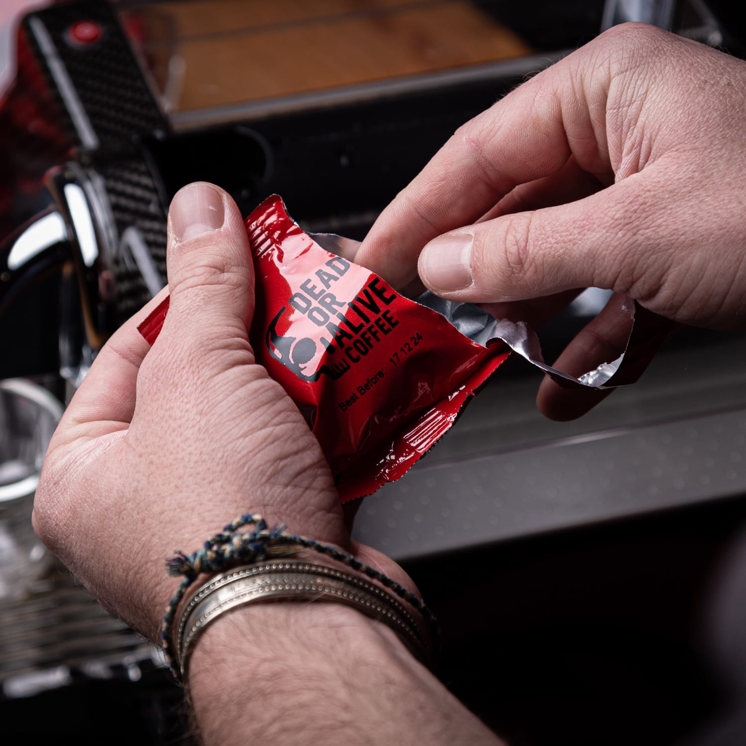 KAFFEE KAPSELN DEAD OR ALIVE COFFEE Kapseln Nespresso DEAD OR ALIVE COFFEE Kapseln Nespresso