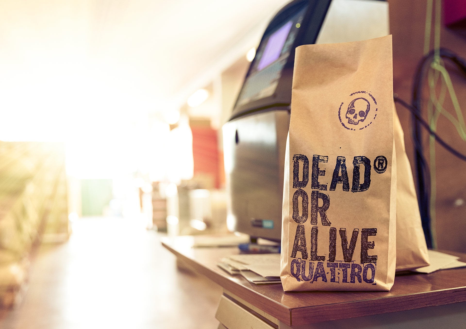 DEAD OR ALIVE COFFEE QUATTRO 1kg Kaffeebohnen