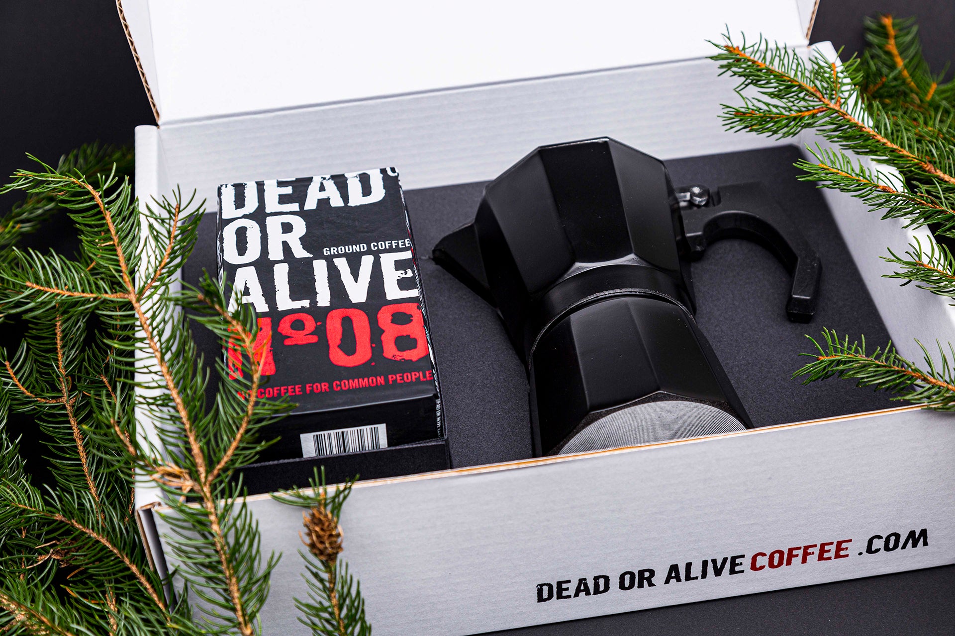 DEAD OR ALIVE COFFEE MERRY FUCKIN XMAS BOX